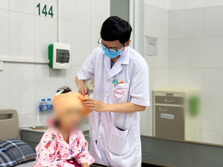 Nguy kịch vì bệnh dại sau 5 tháng bị chó nhà cắn- Ảnh 1.