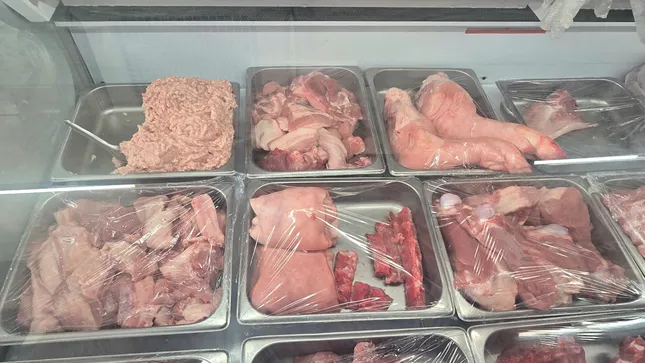 C . P Sóc Trăng bị phát hiện sử dụng giấy chứng nhận an toàn thực phẩm hết hạn - Ảnh 1.