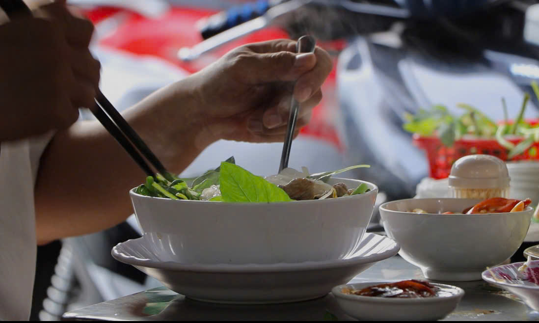 Hai quán phở, một nhà - cùng được Michelin gọi tên - Ảnh 17.