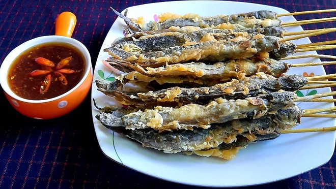 Loại cá "nhà nghèo" nay thành đặc sản, phơi khô bán 700.000 đồng/kg, nhà giàu mê như điếu đổ - Ảnh 4.