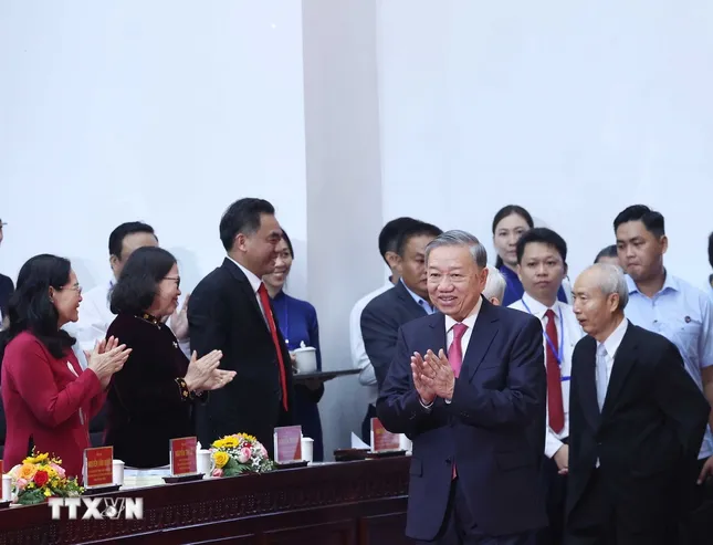 Công bố nhân sự lãnh đạo các tỉnh, thành mới sau sáp nhập - Ảnh 29.