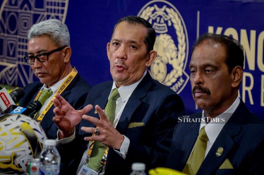Chủ tịch LĐBĐ Malaysia lên tiếng giữa tin đồn đội nhà bị FIFA tước quyền thi đấu - Ảnh 1.