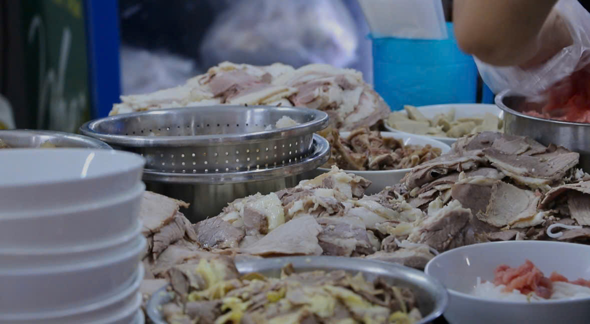 Hai quán phở, một nhà - cùng được Michelin gọi tên - Ảnh 16.