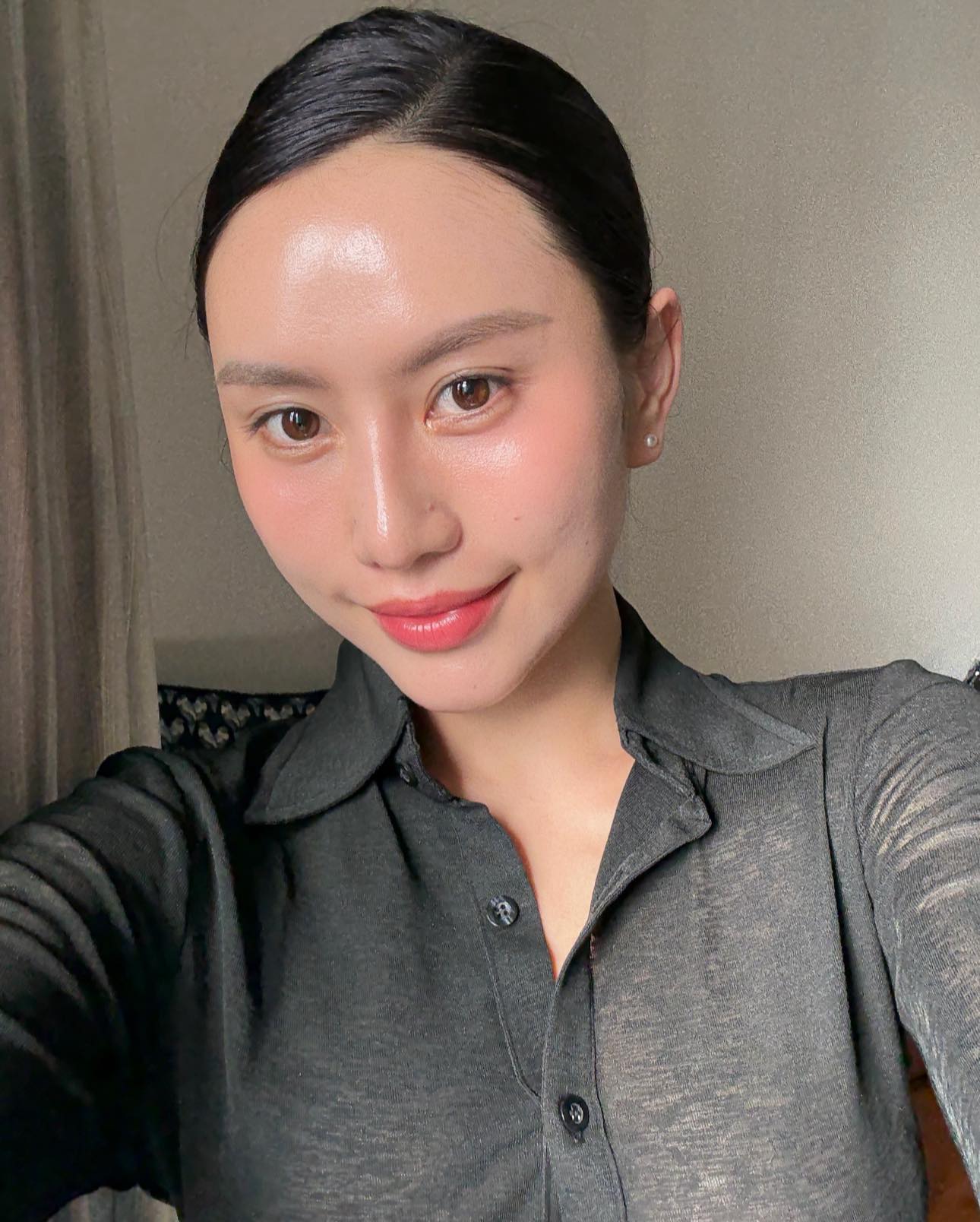 Kh&ocirc;ng phải thẩm mỹ đắt đỏ, đ&acirc;y mới l&agrave; th&oacute;i quen rẻ b&egrave;o gi&uacute;p nữ PT c&oacute; da hồng h&agrave;o, căng mọng collagen chỉ sau 1 th&aacute;ng- Ảnh 7.