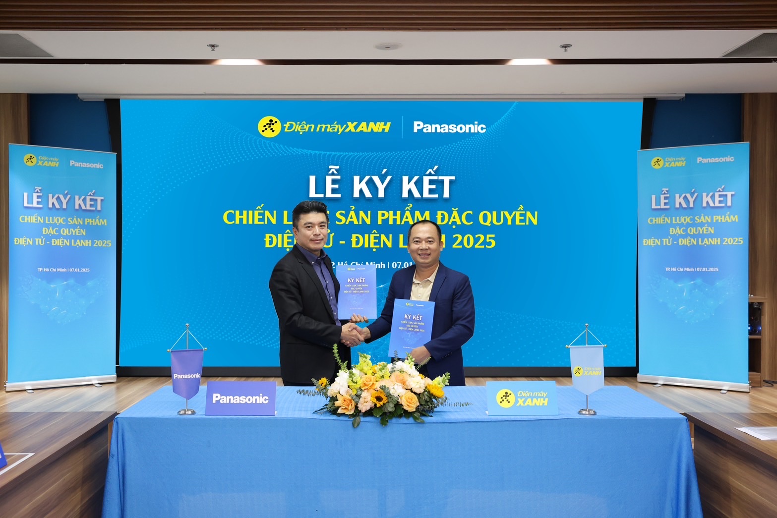 Máy giặt Panasonic tăng trưởng kỷ lục: 1 tháng bán 16.000 sản phẩm, doanh số hơn 140 tỷ tại Điện máy Xanh - Ảnh 2. Máy giặt Panasonic tăng trưởng kỷ lục: 1 tháng bán 16.000 sản phẩm, doanh số hơn 140 tỷ tại Điện máy Xanh - Ảnh 2.