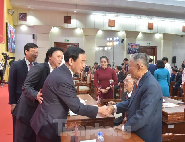 Công bố nhân sự lãnh đạo các tỉnh, thành mới sau sáp nhập - Ảnh 10.