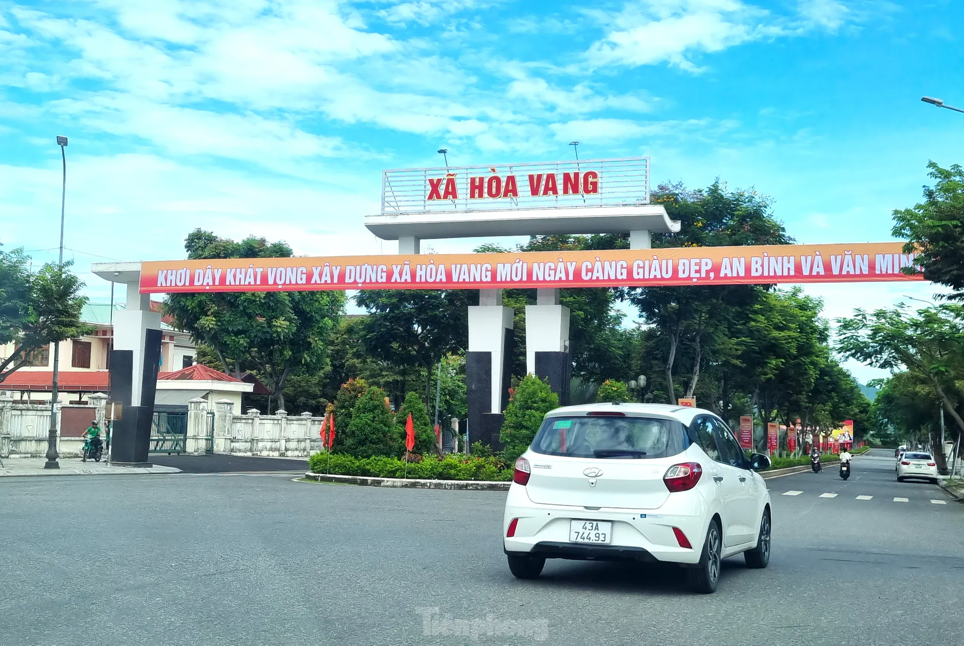 Rưng rưng ng&agrave;y cuối c&ugrave;ng của ch&iacute;nh quyền cấp huyện Đ&agrave; Nẵng tại h&ograve;a vang - Ảnh 10.