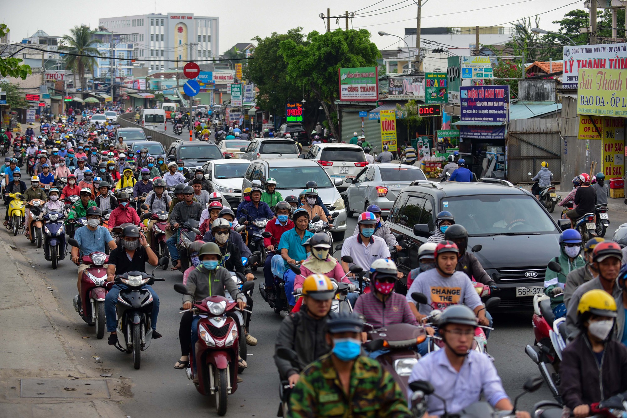Quy định mới bắt buộc khiến hàng chục triệu xe máy phải xếp hàng: Sẽ lùi thời điểm áp dụng? - Ảnh 1.