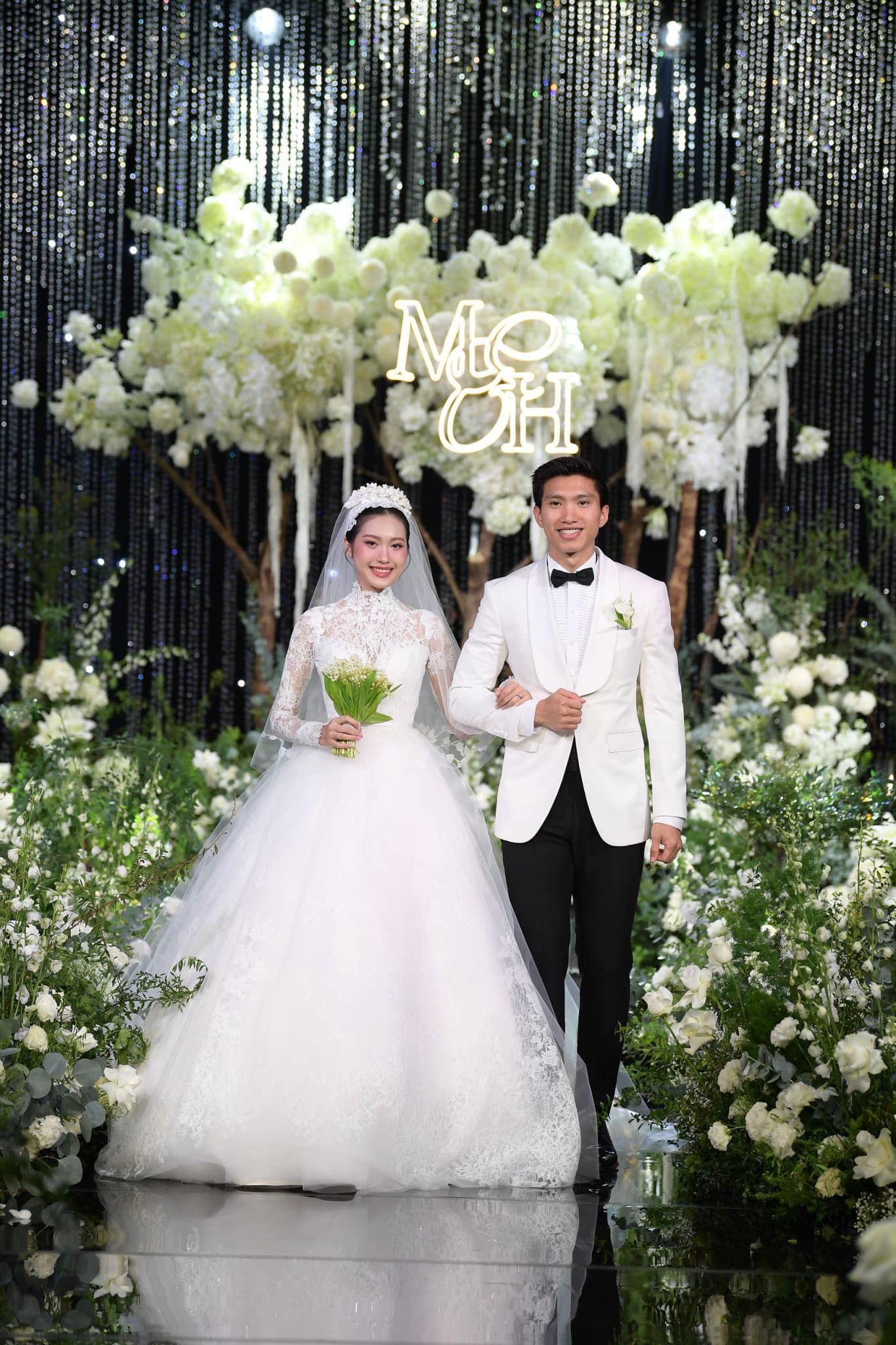 Công Vinh-Thuỷ Tiên, Công Phượng-Hoà Minzy và những cặp đôi cầu thủ - mỹ nhân showbiz gây sốt 1 thời giờ ra sao?- Ảnh 6.