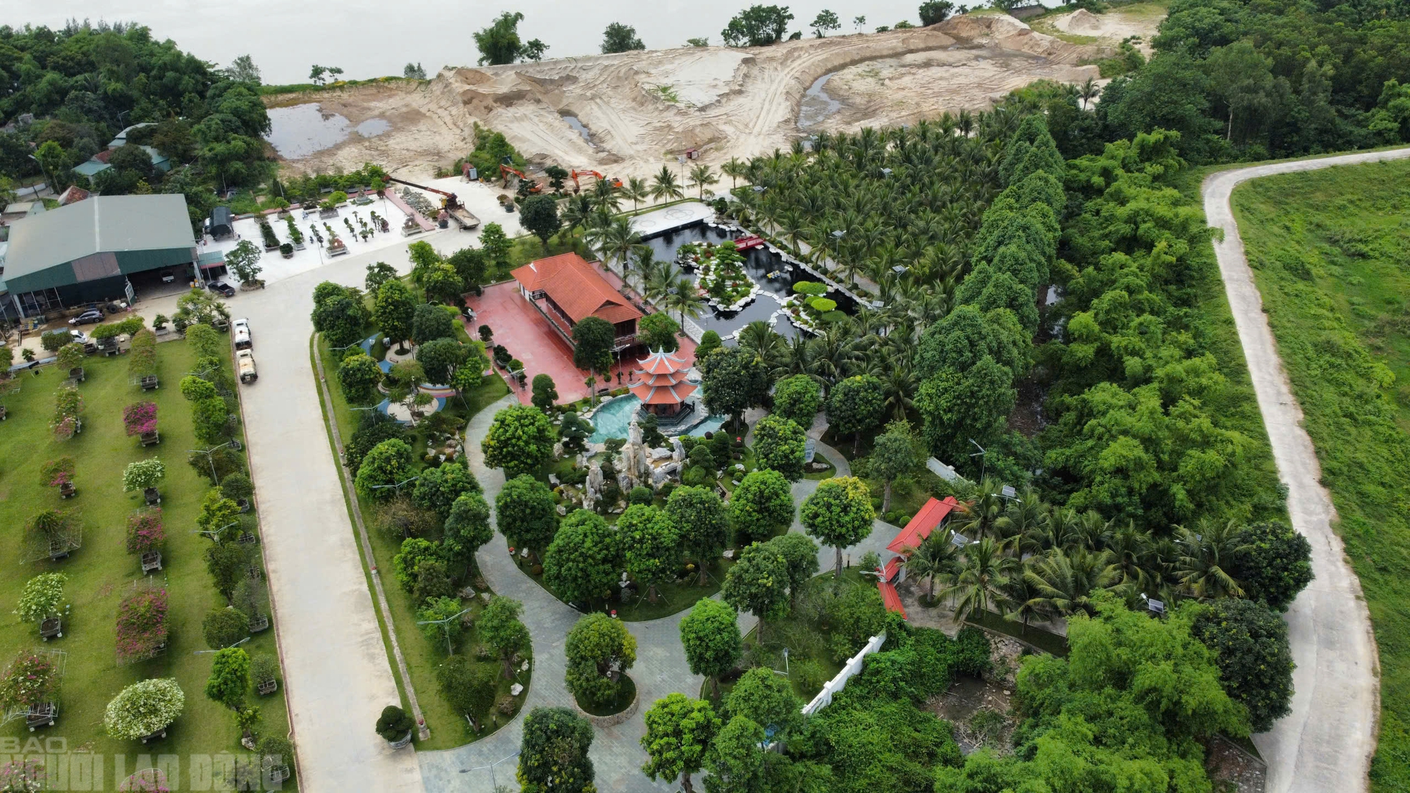 Thực hư khu biệt phủ khủng của Tuấn thần đèn ngòai đê sông Mã - Ảnh 3.