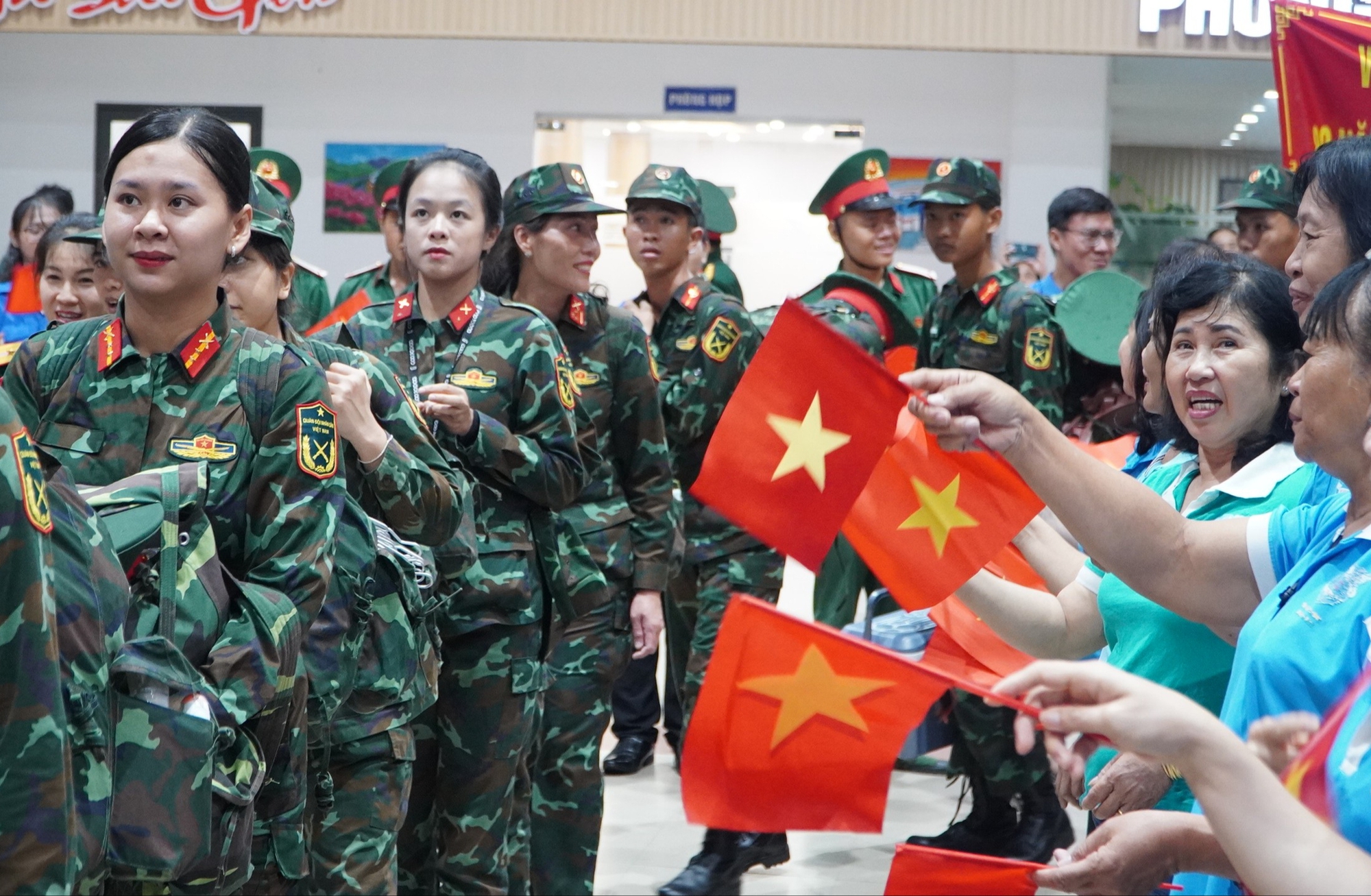 Gần 800 cán bộ , chiến sĩ tham gia diễu binh Hà Nội kỷ niệm 80 năm Cách mạng Tháng Tám - Ảnh 10. Gần 800 cán bộ , chiến sĩ tham gia diễu binh Hà Nội kỷ niệm 80 năm Cách mạng Tháng Tám - Ảnh 10.