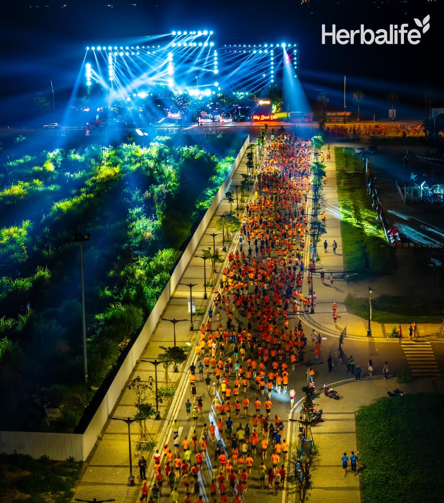 Herbalife Việt Nam tiếp tục đồng hành cùng VnExpress Marathon Hạ Long 2025 - Ảnh 4.