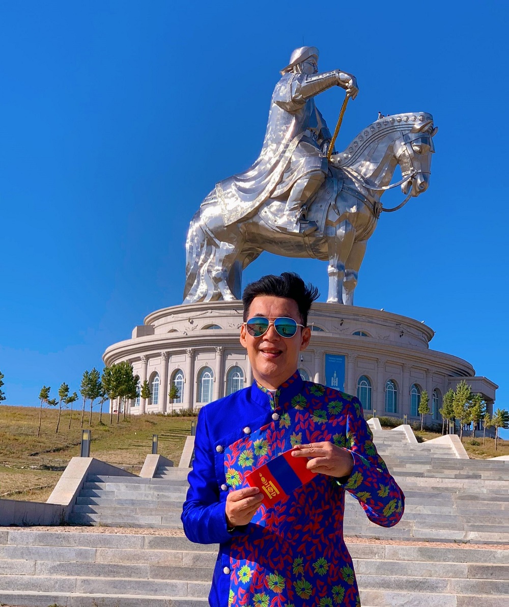 Một trong “Tứ đại thiên vương” Việt Nam: Ở nhà hơn 2.000 cây vàng tại quận 3, nghỉ hát làm blogger du lịch - Ảnh 2.