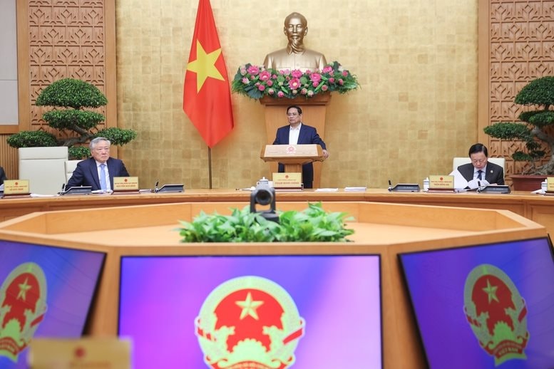 IMF hạ dự báo tăng trưởng toàn cầu, Việt Nam vẫn giữ mục tiêu gần gấp 3 thế giới, Thủ tướng nhấn mạnh gì? - Ảnh 3.