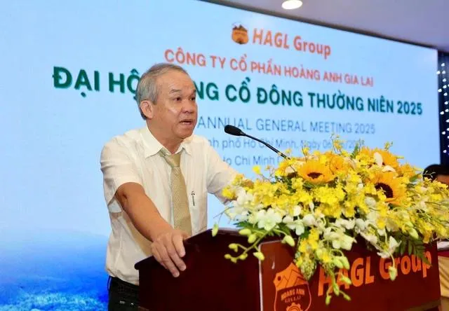Bầu Đức: Nhắc đến Hoàng Anh Gia Lai là cứ nhắc đến nợ - Ảnh 1.