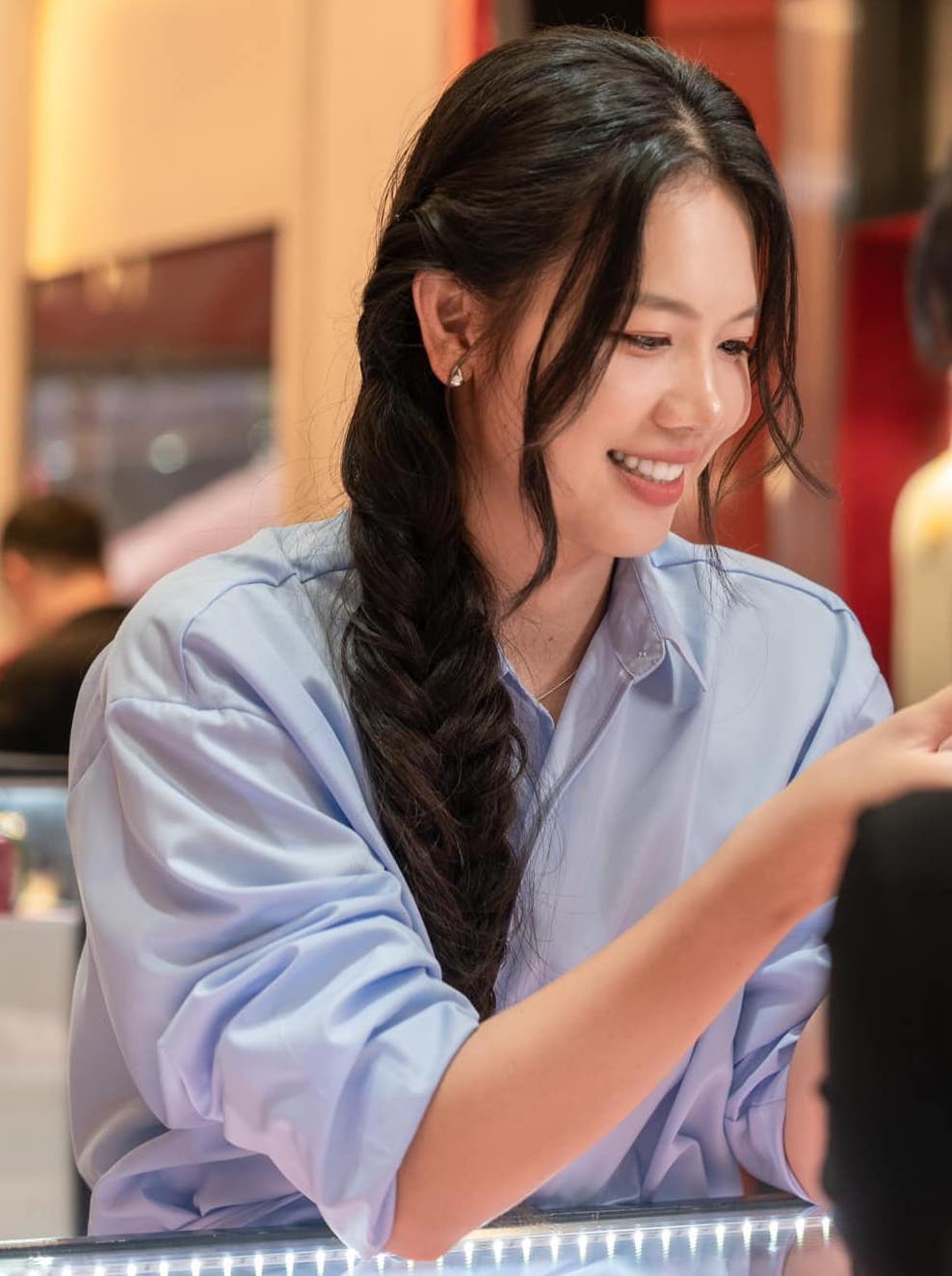 &Aacute;nh Vi&ecirc;n lạ lắm, cơ bắp cuồn cuộn thế n&agrave;y!- Ảnh 3.