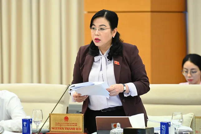 Cấm tình trạng đại biểu Quốc hội kiêm nhiệm nhiều chức vụ cần thiết cho sự trong sạch - Ảnh 1.