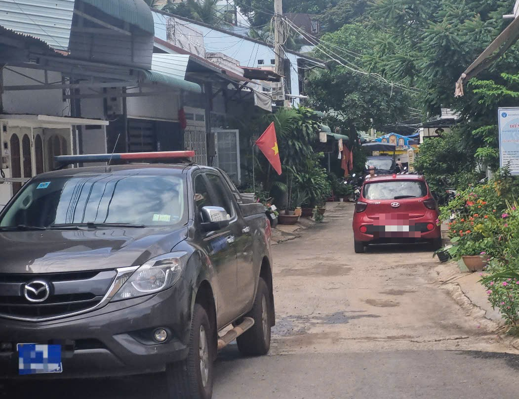Người đàn ông tử vong bên súng tự chế trong nhà ở Đắk Lắk - Ảnh 1. Người đàn ông tử vong bên súng tự chế trong nhà ở Đắk Lắk - Ảnh 1.