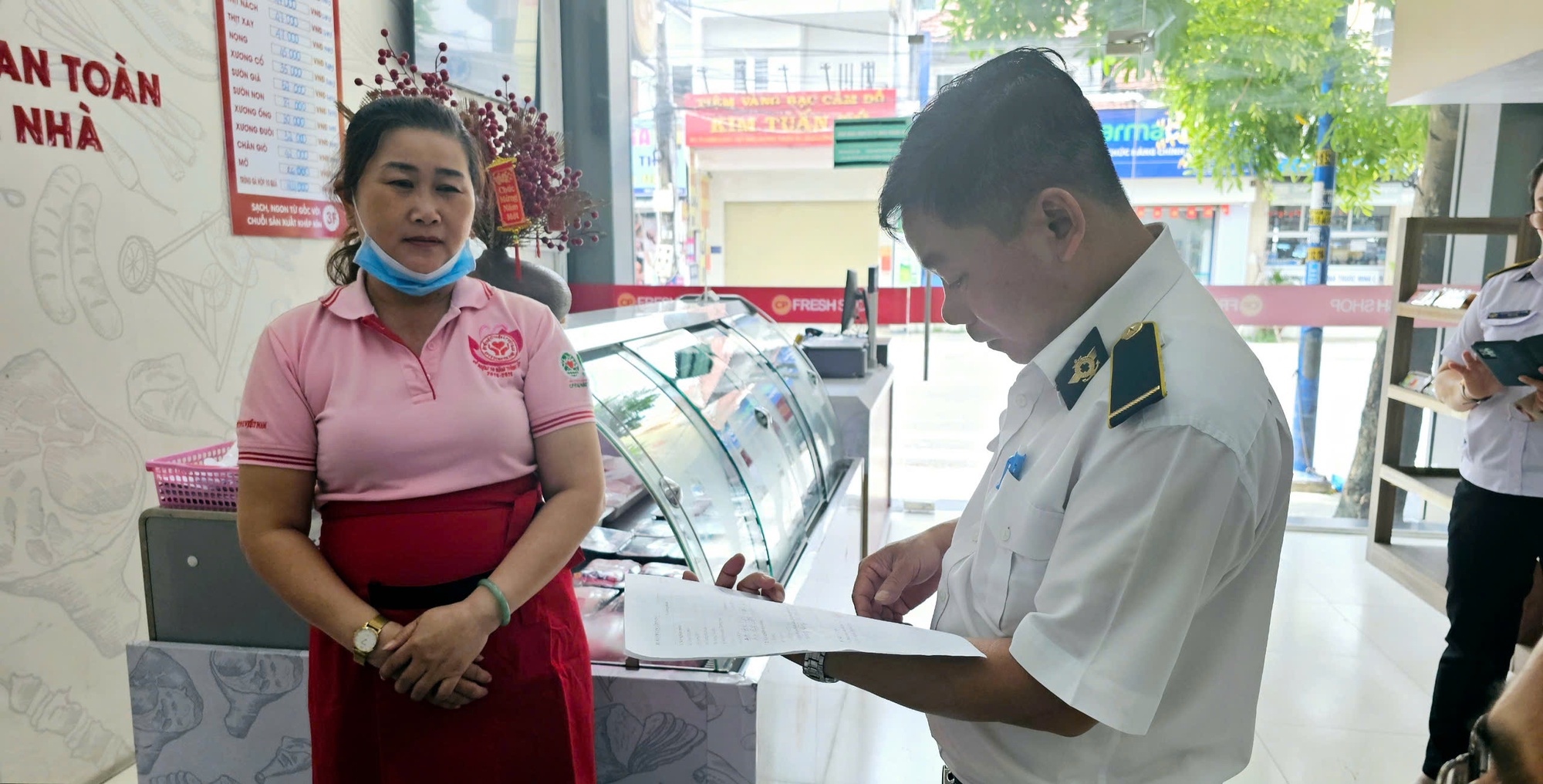 Cửa hàng C.P. Việt Nam ảnh hưởng thế nào sau lùm xùm bị tố bán heo bệnh? - Ảnh 3.