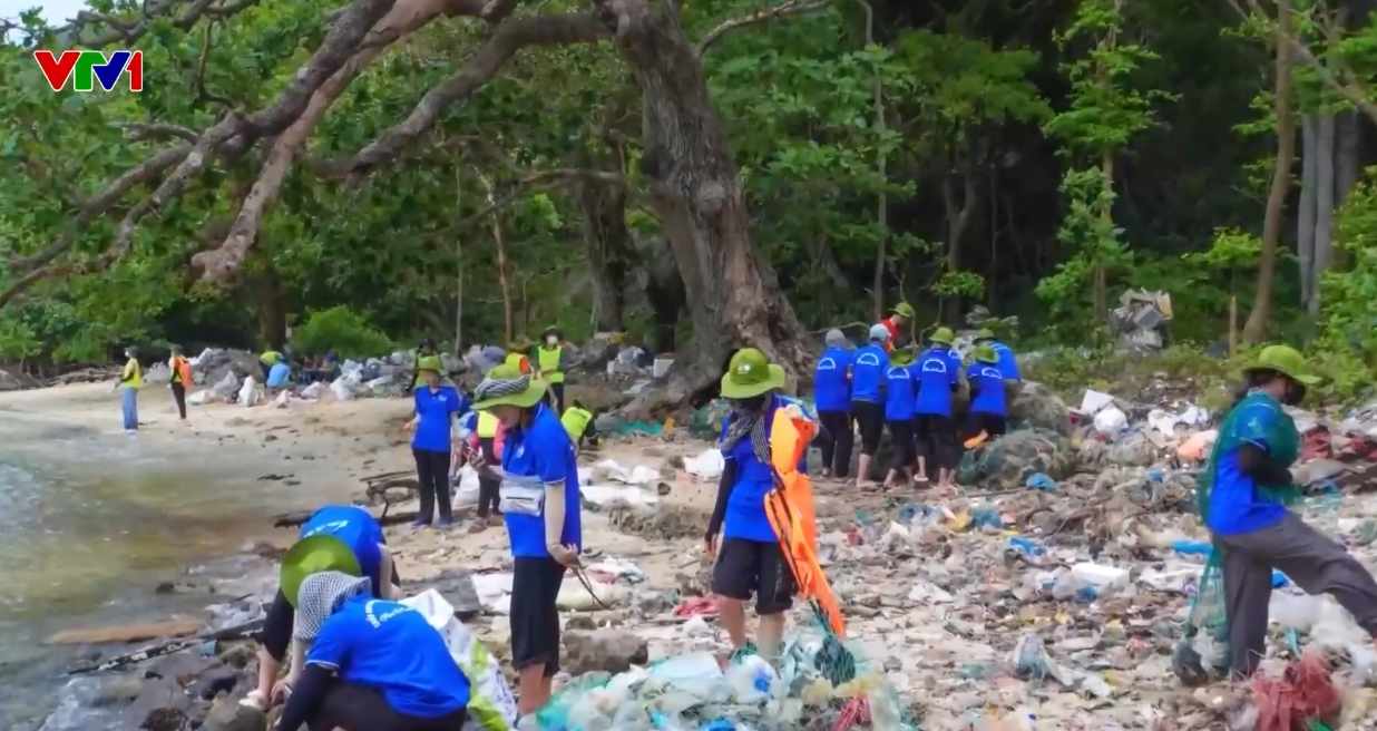 Gian nan h&agrave;nh tr&igrave;nh giảm r&aacute;c thải nhựa - Ảnh 1.