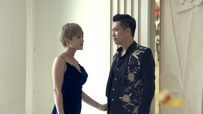 Mỹ nam Việt cứ đóng phim với ai là người đó đổi đời, đã đẹp trai còn có số may mắn quá đỉnh- Ảnh 7. Mỹ nam Việt cứ đóng phim với ai là người đó đổi đời, đã đẹp trai còn có số may mắn quá đỉnh- Ảnh 7.