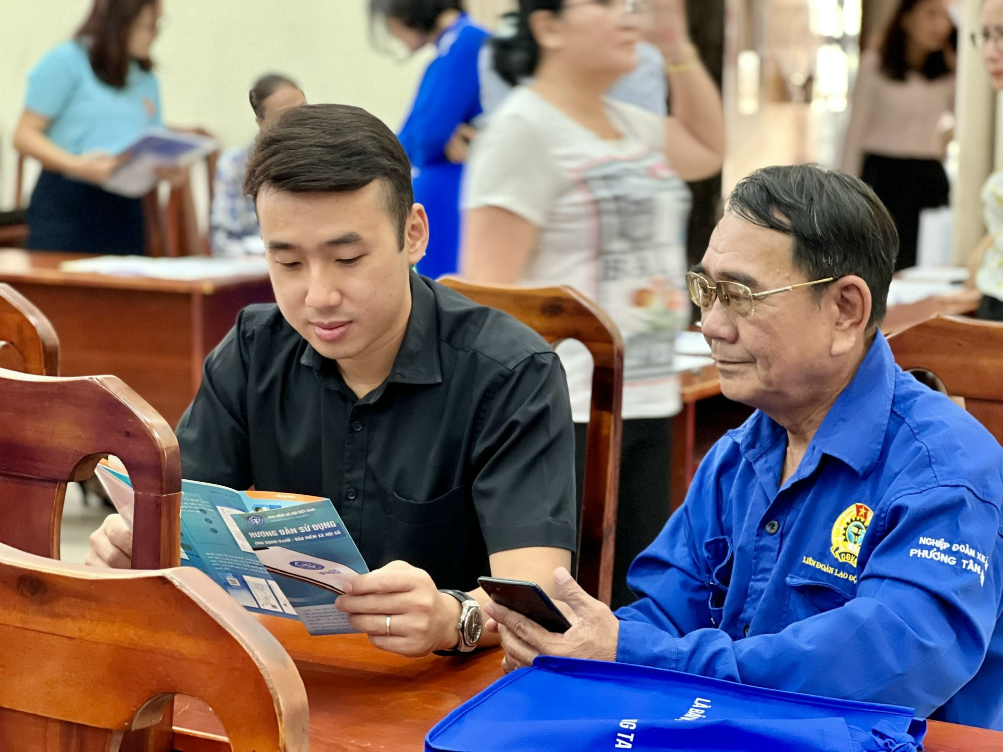Từ ngày 1-7, người tham gia BHXH tự nguyện được hưởng các chế độ nào?- Ảnh 1. Từ ngày 1-7, người tham gia BHXH tự nguyện được hưởng các chế độ nào?- Ảnh 1.