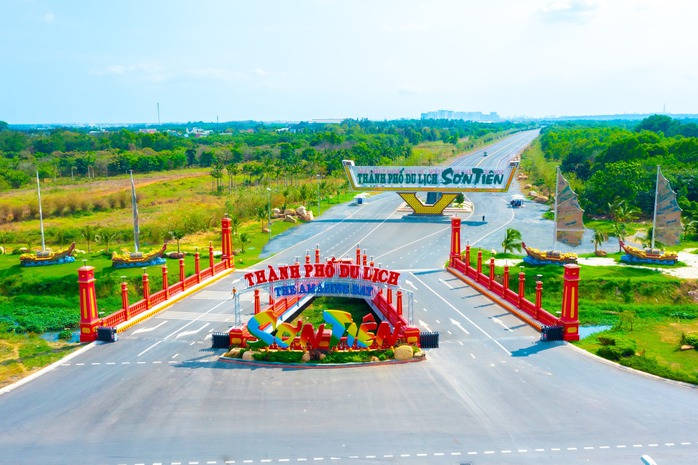 Sập giàn giáo trong Khu Du lịch Sơn Tiên, 2 người tử vong- Ảnh 1.