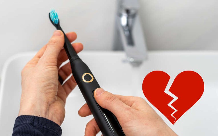 Người Phụ Nữ Bắt Quả Tang Chồng Ngoại Tình Nhờ Bàn Chải Đánh Răng Điện 6836745307B90 17491764770501250703096 0 144 535 1000 Crop 1749176484265510224644 1749267751680 17492677519061001778450