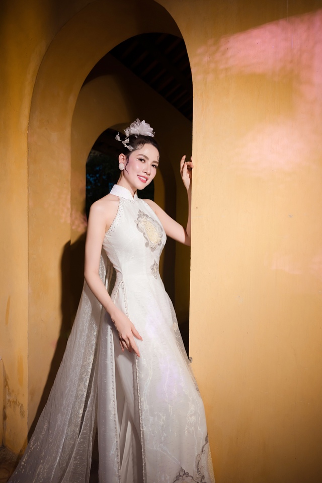 Hoa hậu Phan Thị Mơ đắt show sự kiện, tiết lộ chuyện xây nhà tiền tỷ tặng ba mẹ- Ảnh 5.