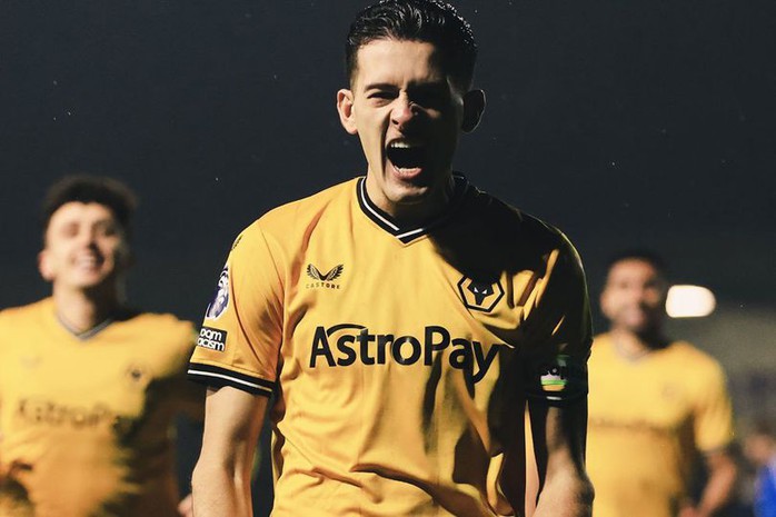 Sao nhập tịch Indonesia bị Wolves thanh lý hợp đồng - Ảnh 1.