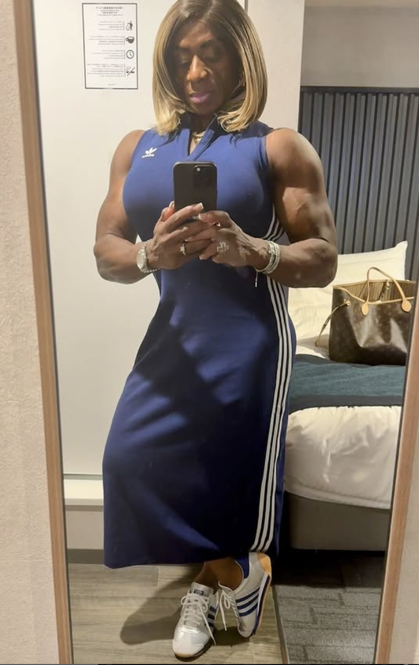 Từ Angela Phương Trinh g&acirc;y sốc với body đ&ocirc; con đến loạt mỹ nh&acirc;n cơ bắp khiến MXH dậy s&oacute;ng- Ảnh 15.