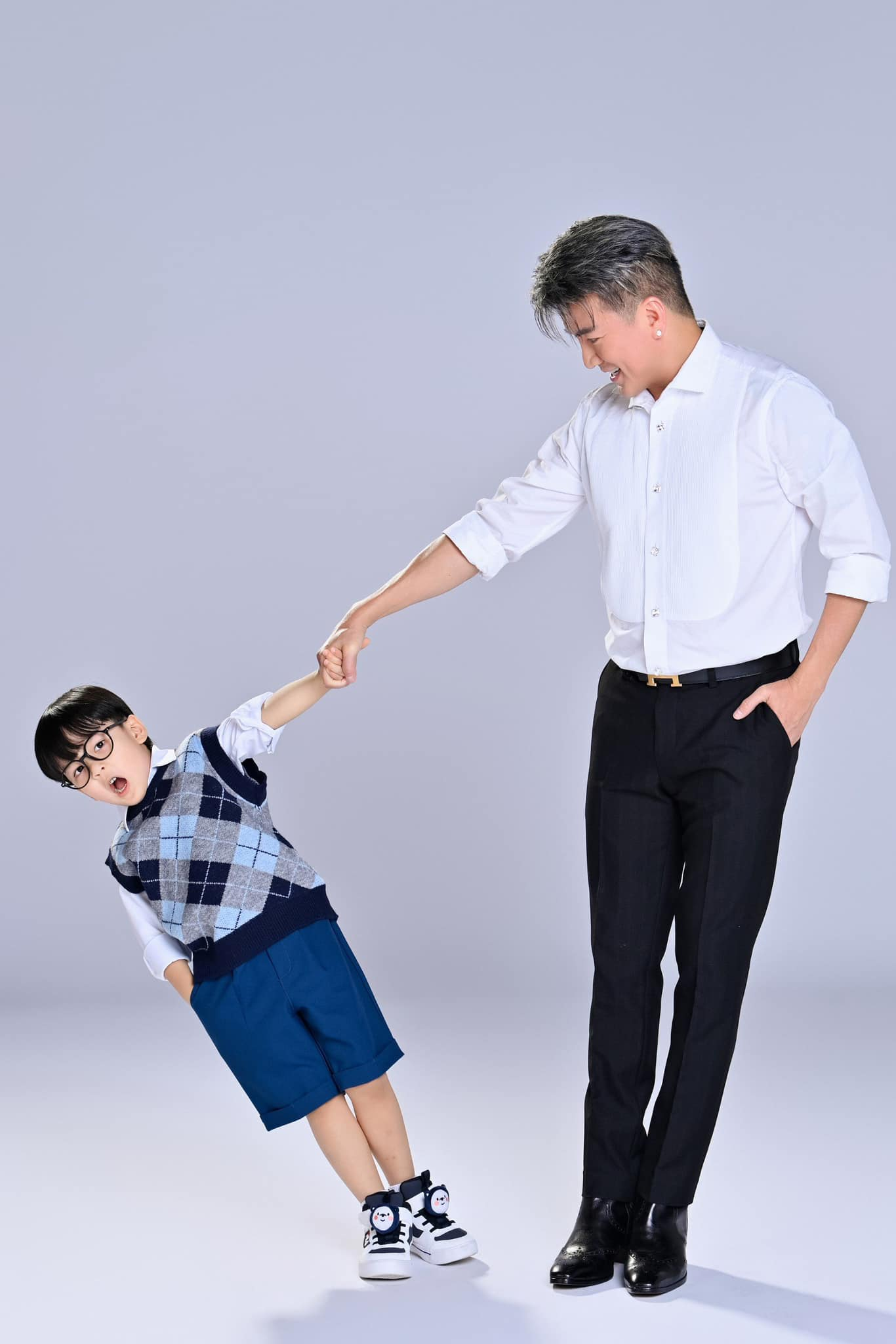Nam ca sĩ ở biệt thự trăm tỷ quận 10: Có vợ hơn 17 tuổi, giấu kín 17 năm, lúc ly hôn mới ồn ào - Ảnh 7.