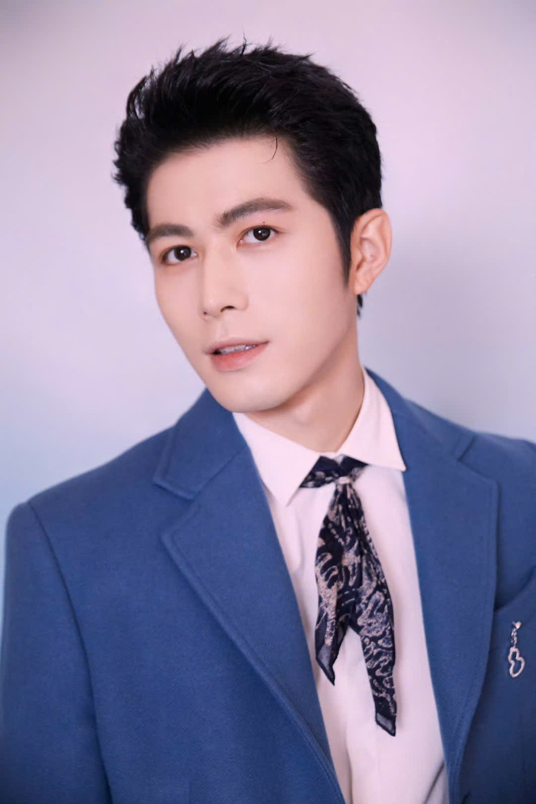 Kinh hoàng nam diễn viên số khổ nhất showbiz bị xe cán nát chân, liên tục lên bàn mổ để giữ mạng 2 năm qua - Ảnh 4. Kinh hoàng nam diễn viên số khổ nhất showbiz bị xe cán nát chân, liên tục lên bàn mổ để giữ mạng 2 năm qua - Ảnh 4.