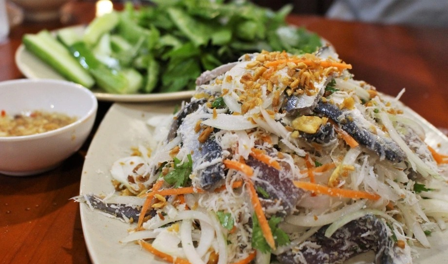 Cá trích - lựa chọn dinh dưỡng ăn đứt cá hồi, giá rẻ tại chợ Việt - Ảnh 4.