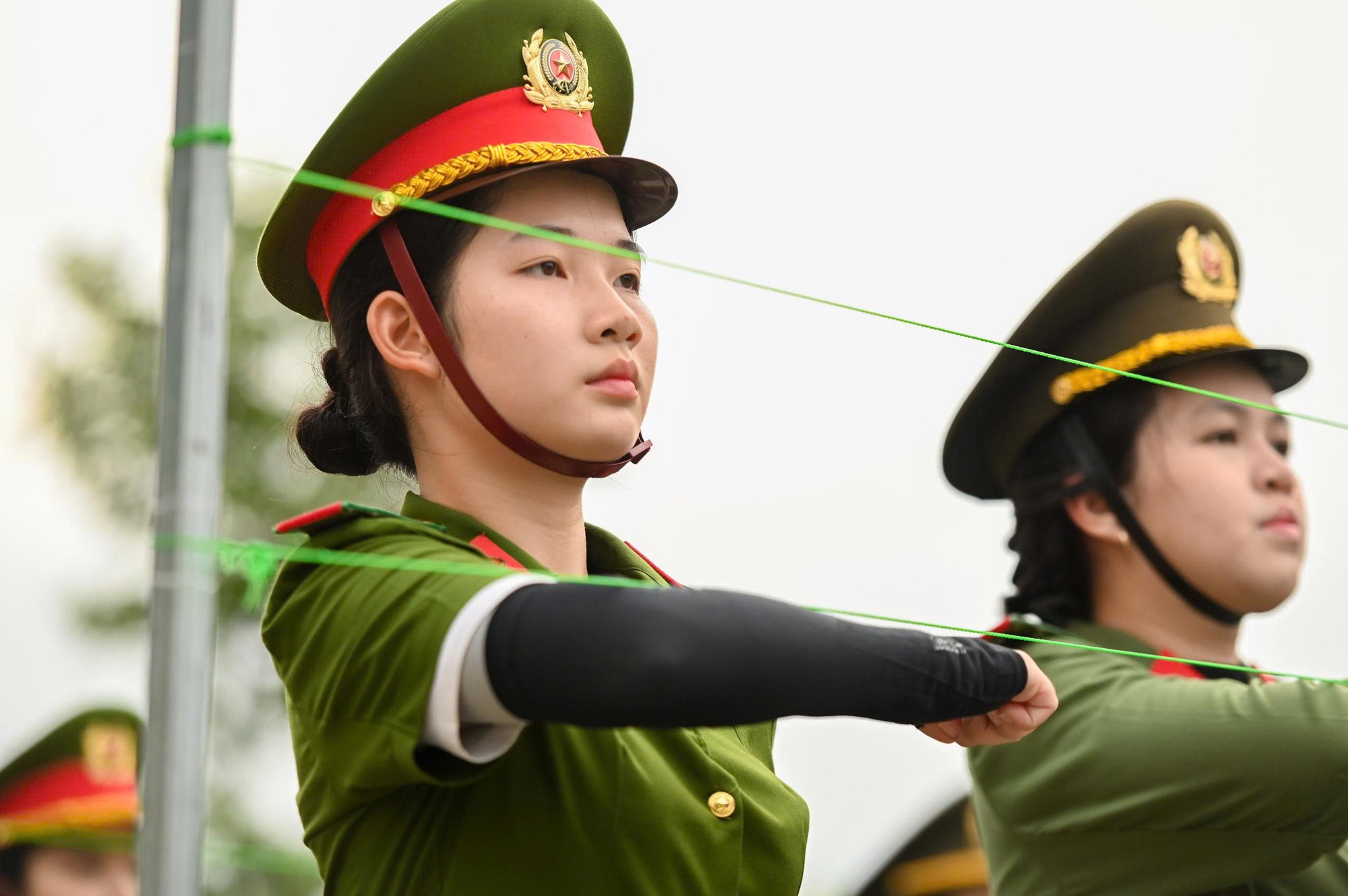 Cận cảnh “ bông hoa thép ” luyện tập diễu binh chuẩn bị Quốc khánh 2 - 9 - Ảnh 8.