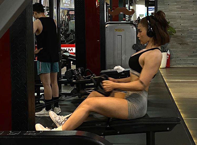 Angela Phương Trinh dẫn đầu loạt mỹ nhân Việt có body cơ bắp, một