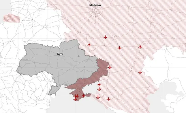 Ảnh vệ tinh tiết lộ động thái bất thường của Nga tại 14 căn cứ không quân - Ảnh 1.