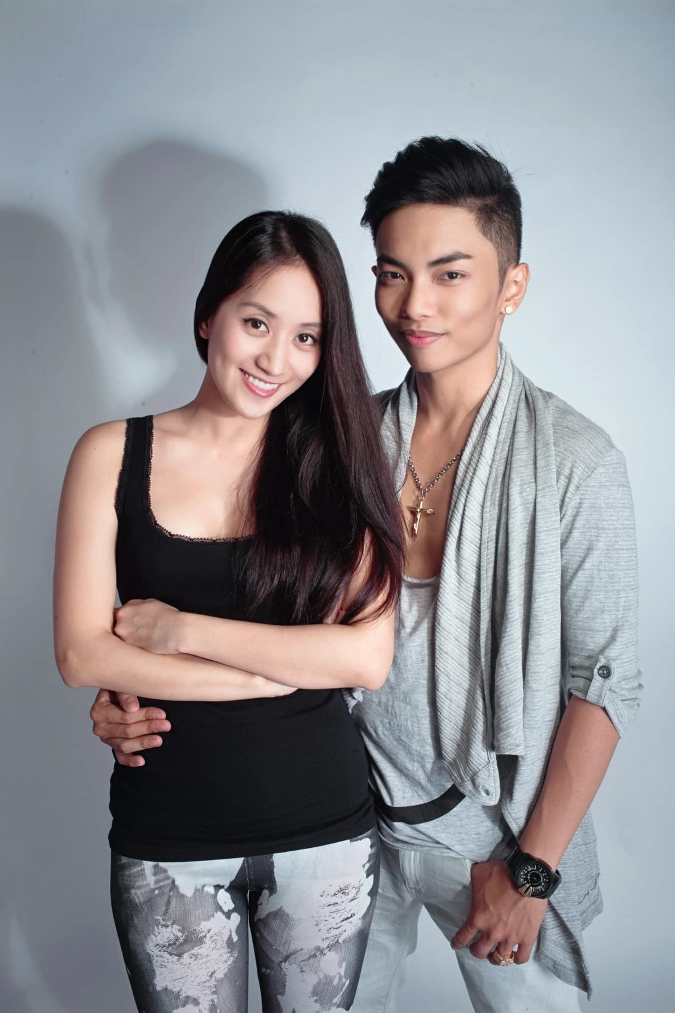 K&igrave; lạ Kh&aacute;nh Thi U50 ng&agrave;y c&agrave;ng trẻ đẹp, Phan Hiển k&eacute;m 12 tuổi lại "gi&agrave; nua", t&igrave;m chỗ trị liệu gấp! - Ảnh 3.