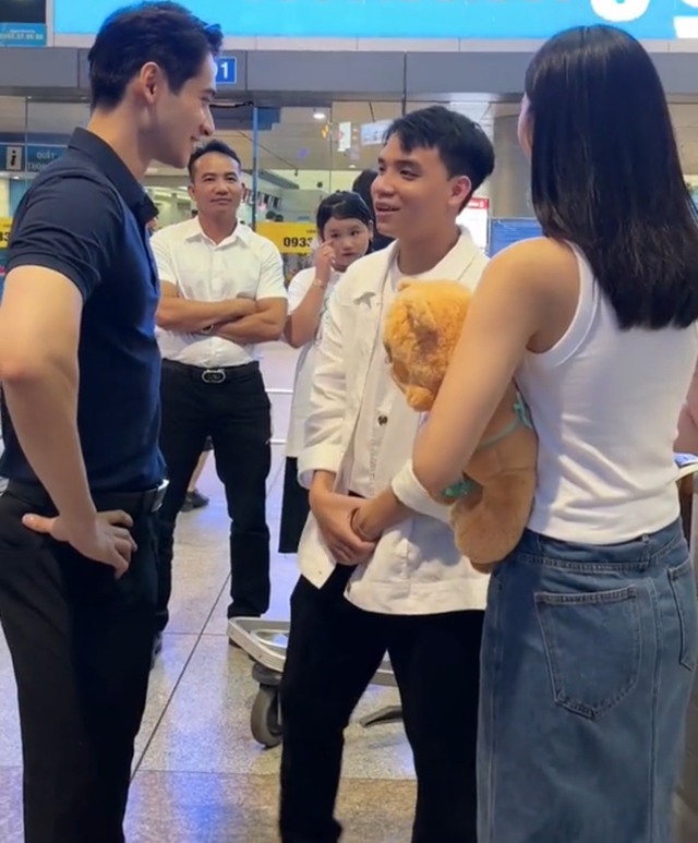 Hoa hậu Ý Nhi hẹn hò Nam vương Tuấn Ngọc? - Ảnh 2.