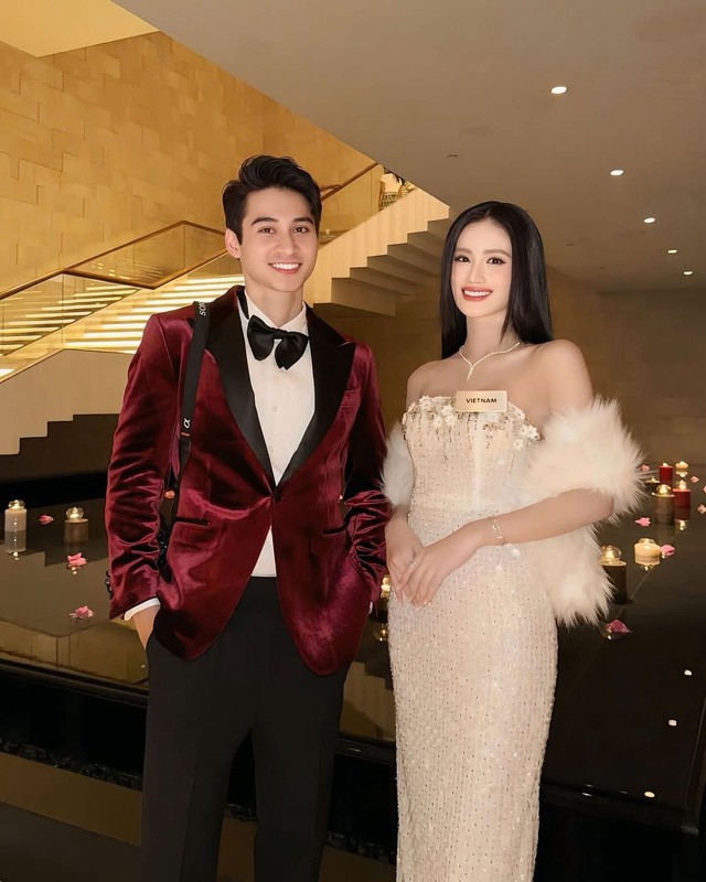 Hoa hậu Ý Nhi hẹn hò Nam vương Tuấn Ngọc? - Ảnh 3.