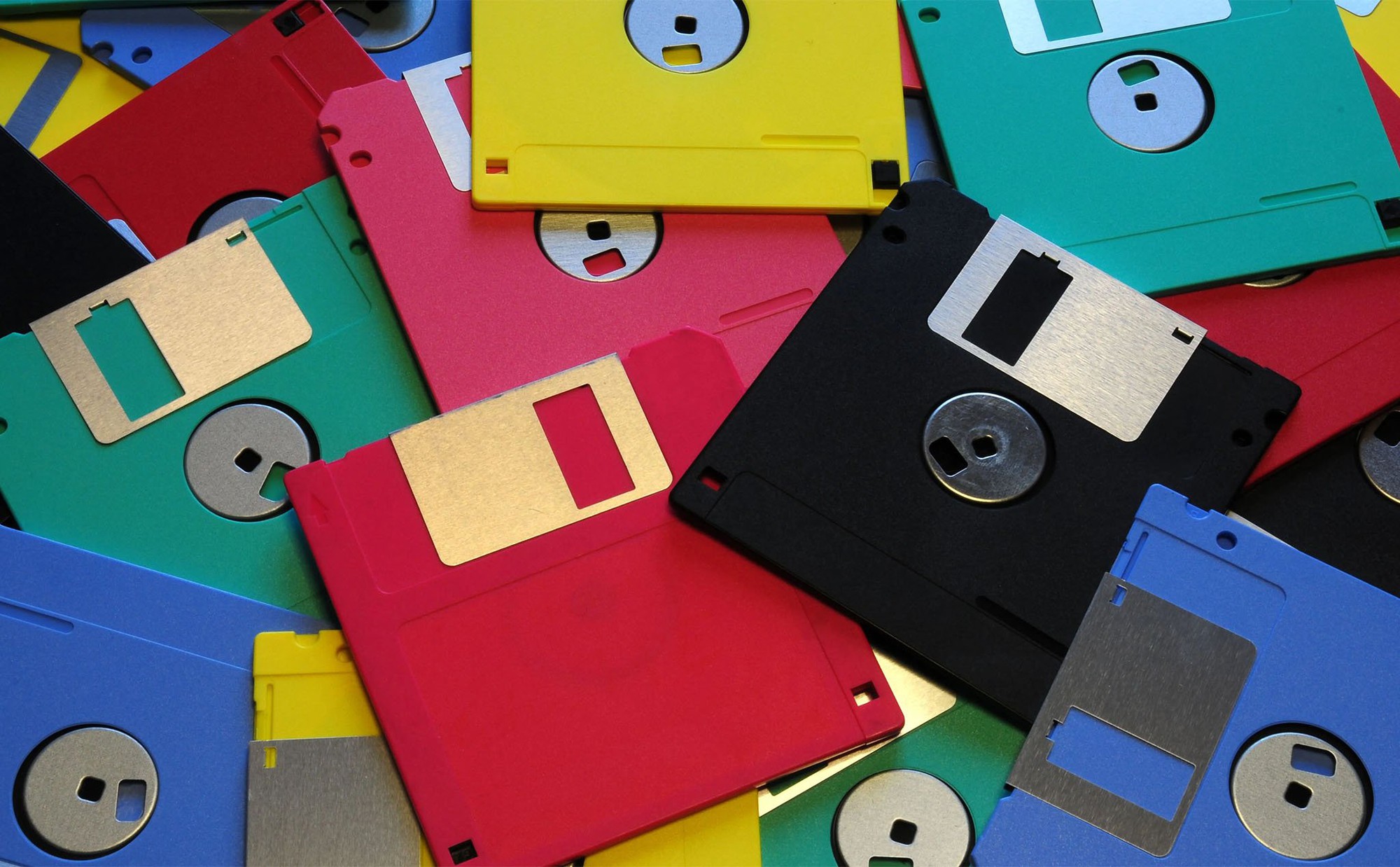 2025 rồi Cục Hàng không Liên bang Mỹ vẫn dùng đĩa mềm và Windows 95- Ảnh 2.