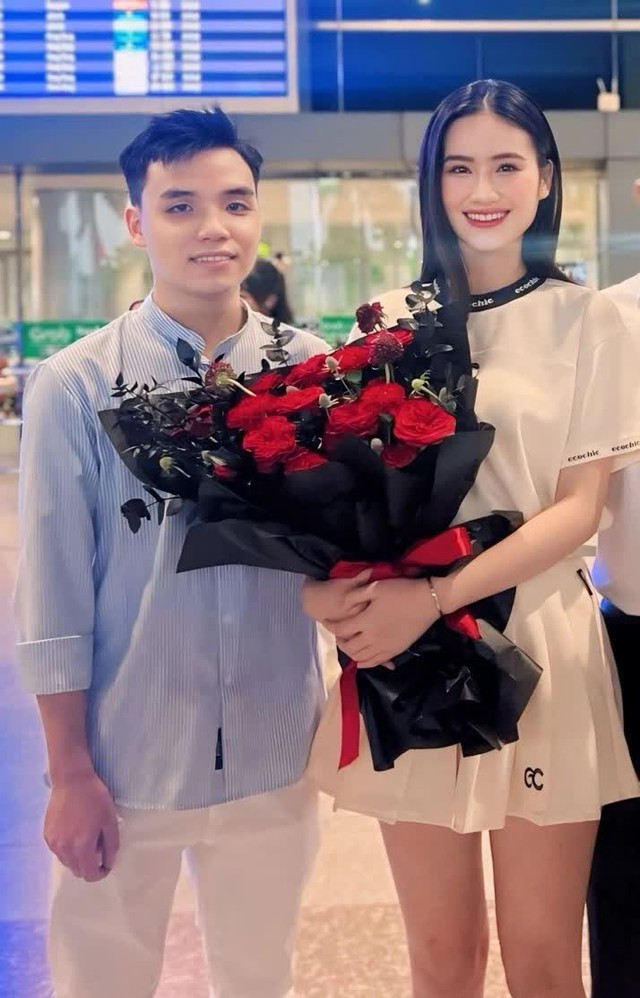 Hoa hậu Ý Nhi hẹn hò Nam vương Tuấn Ngọc? - Ảnh 4.