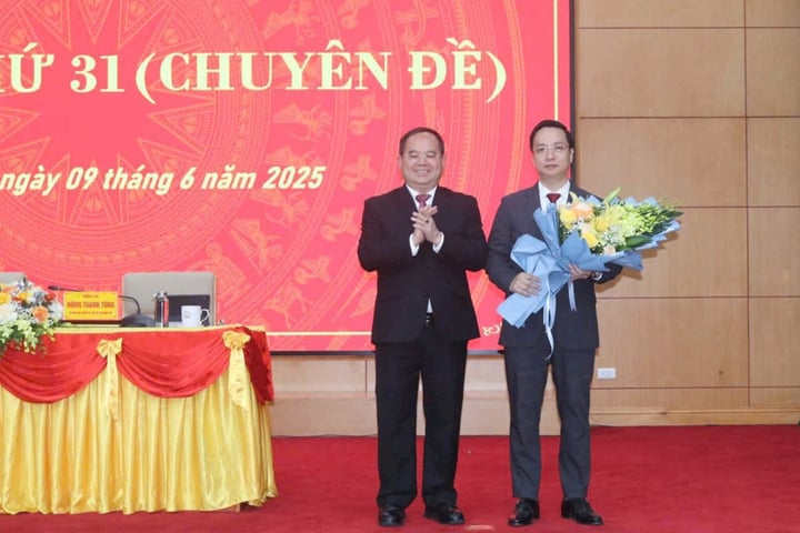Tiến sĩ kinh tế Lê Hải hòa làm Chủ tịch UBND tỉnh Cao Bằng nhiệm kỳ 2021 - 2026 - Ảnh 1. Tiến sĩ kinh tế Lê Hải hòa làm Chủ tịch UBND tỉnh Cao Bằng nhiệm kỳ 2021 - 2026 - Ảnh 1.