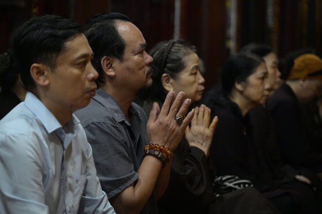 Cập nhật: Không khí đặc biệt của buổi sáng ngày 1/7 sau khi tiếng chuông ngân vang tại hơn 18.000 ngôi chùa trên cả nước- Ảnh 3.