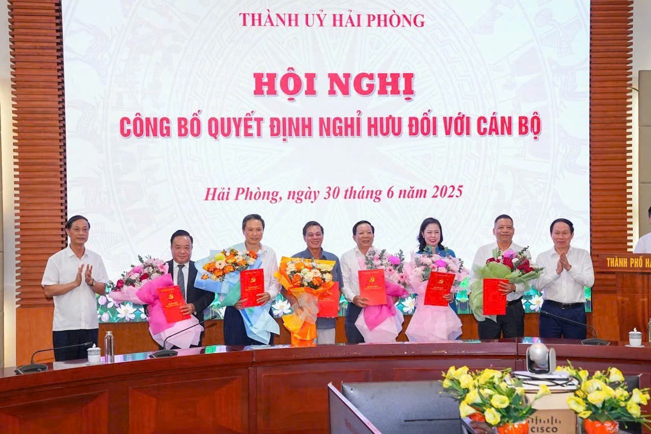 Chủ tịch UBND TP Hải Phòng Nguyễn Văn Tùng nghỉ hưu trước tuổi- Ảnh 1.