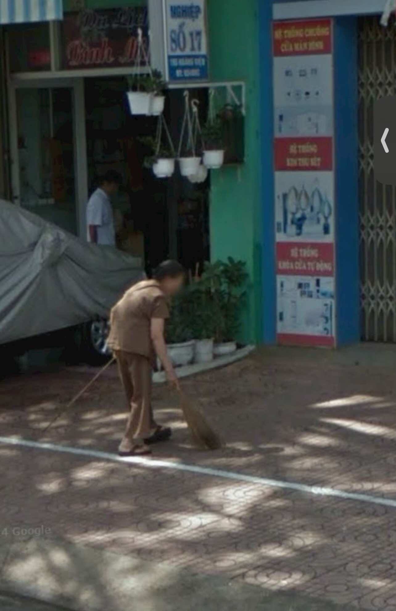 Google Maps h&oacute;a cỗ m&aacute;y thời gian, thấy người th&acirc;n đ&atilde; mất ở ngay trước nh&agrave;: Trend n&agrave;y tốn nước mắt- Ảnh 10.