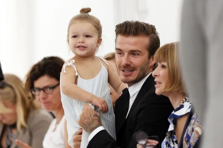 Ngắm tiểu thư Harper Beckham ngày nhỏ đáng yêu như thiên thần giờ hóa thiếu nữ phổng phao khiến ai cũng trầm trồ- Ảnh 3.