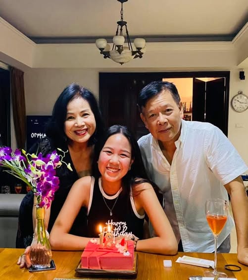 Nữ nghệ sĩ sống lạc quan sau khi công khai bị ung thư phổi khiến Đàm Vĩnh Hưng thốt lên “thương chị” - Ảnh 5.