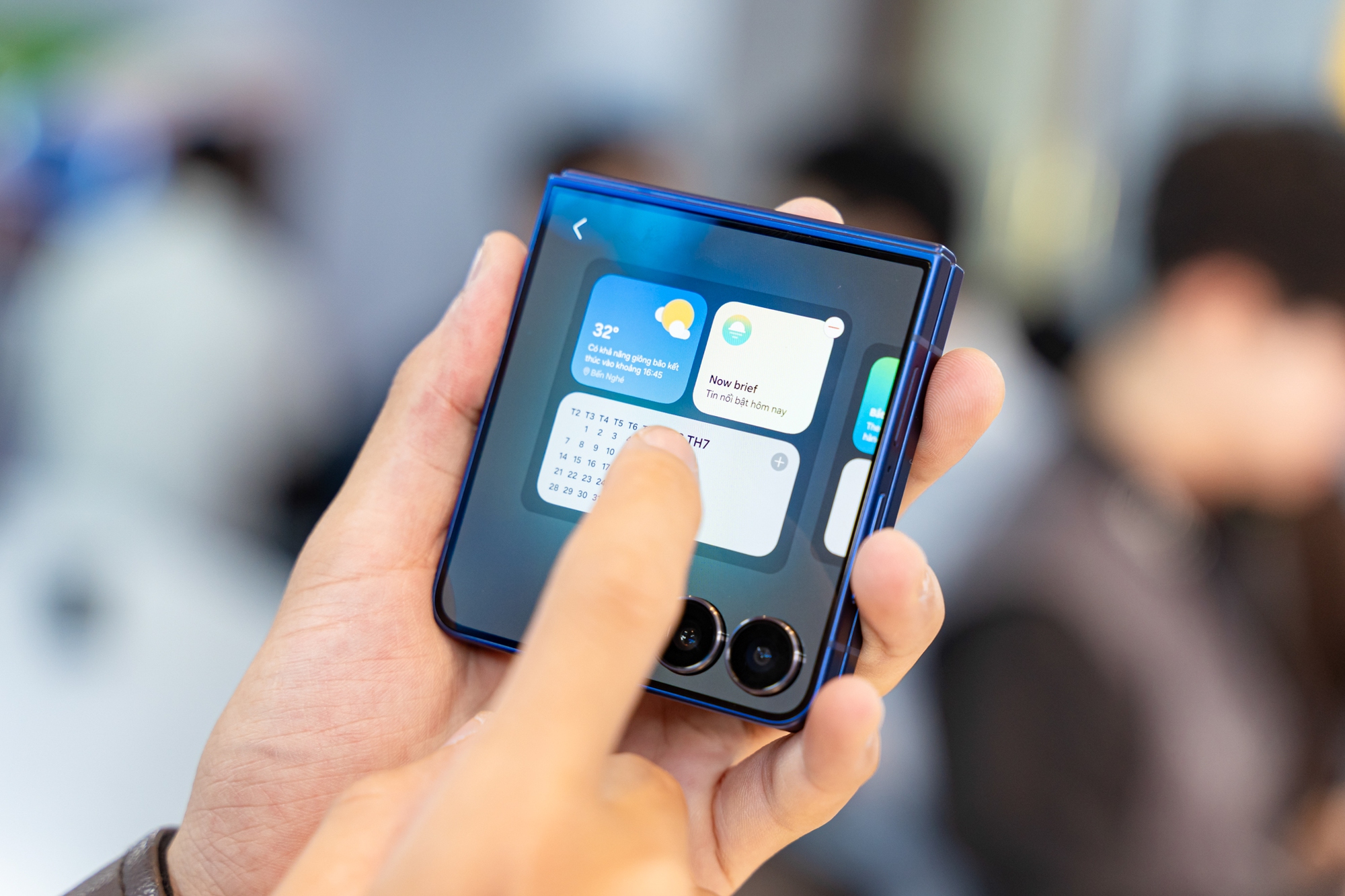 Galaxy Z Fold7 nhẹ nhất thế giới vừa ra mắt đã giảm giá- Ảnh 4.
