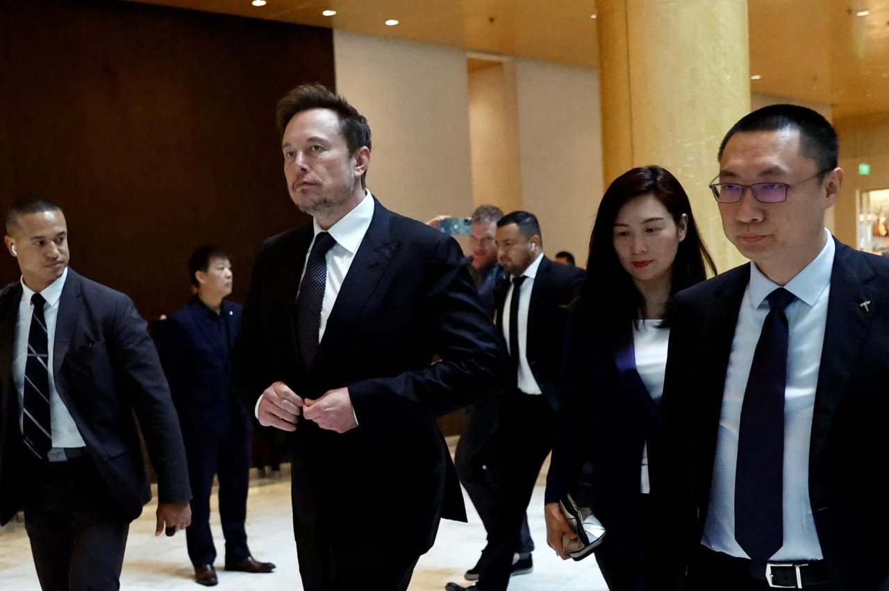 Grok chatbot của Elon Musk gây chấn động với hướng dẫn tấn công và bạo lực - Ảnh 3.
